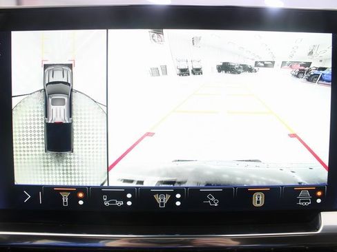 Used 2025 Chevrolet Silverado 1500 High Country w/ Technology Package image 4