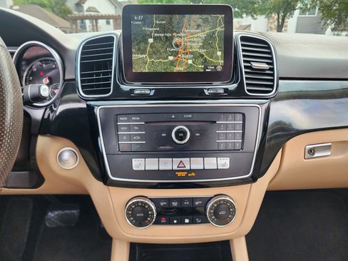 Used 2017 Mercedes-Benz GLE 350 GLE 350 SUV w/ Premium 1 Package image 27