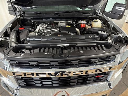 Certified 2022 Chevrolet Silverado 3500 LT w/ Convenience Package AWD/4WD image 39