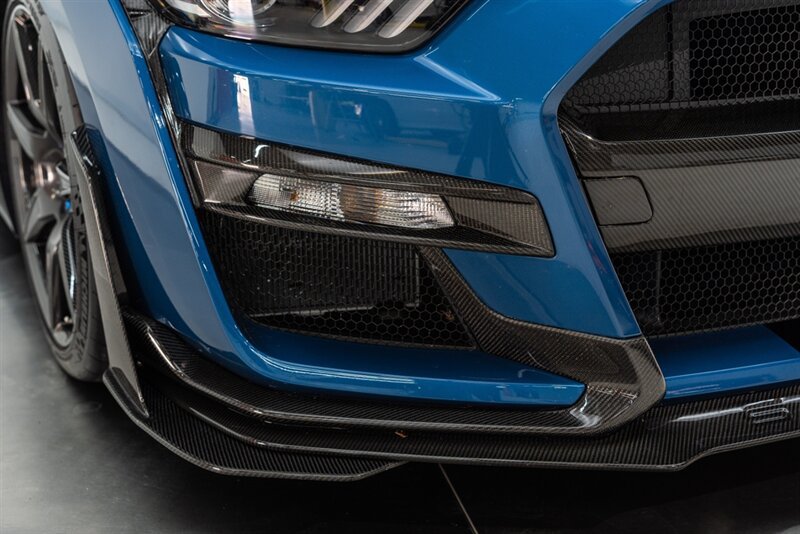 Used 2021 Ford Mustang Shelby GT500 w/ Carbon Fiber Track Pack RWD image 19