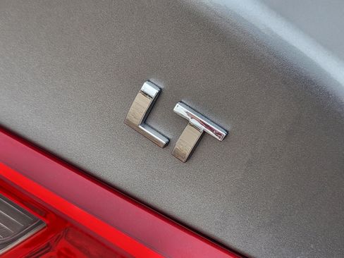 Used 2024 Chevrolet Malibu LT image 10