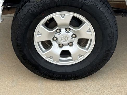 Used 2009 Toyota Tacoma 4x4 Double Cab image 9