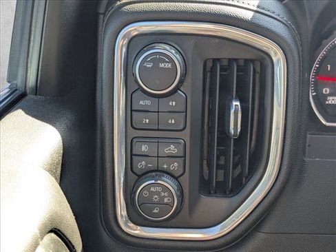 Used 2022 Chevrolet Silverado 2500 LTZ w/ LTZ Plus Package image 11