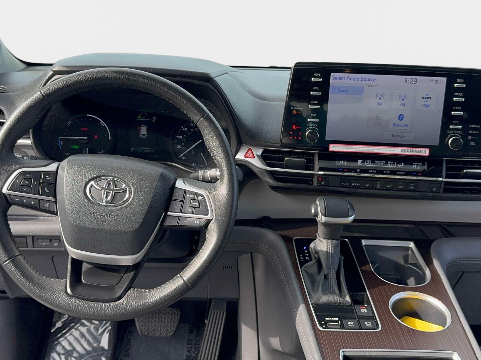 Certified 2024 Toyota Sienna XLE w/ XLE Plus Package AWD/4WD image 12