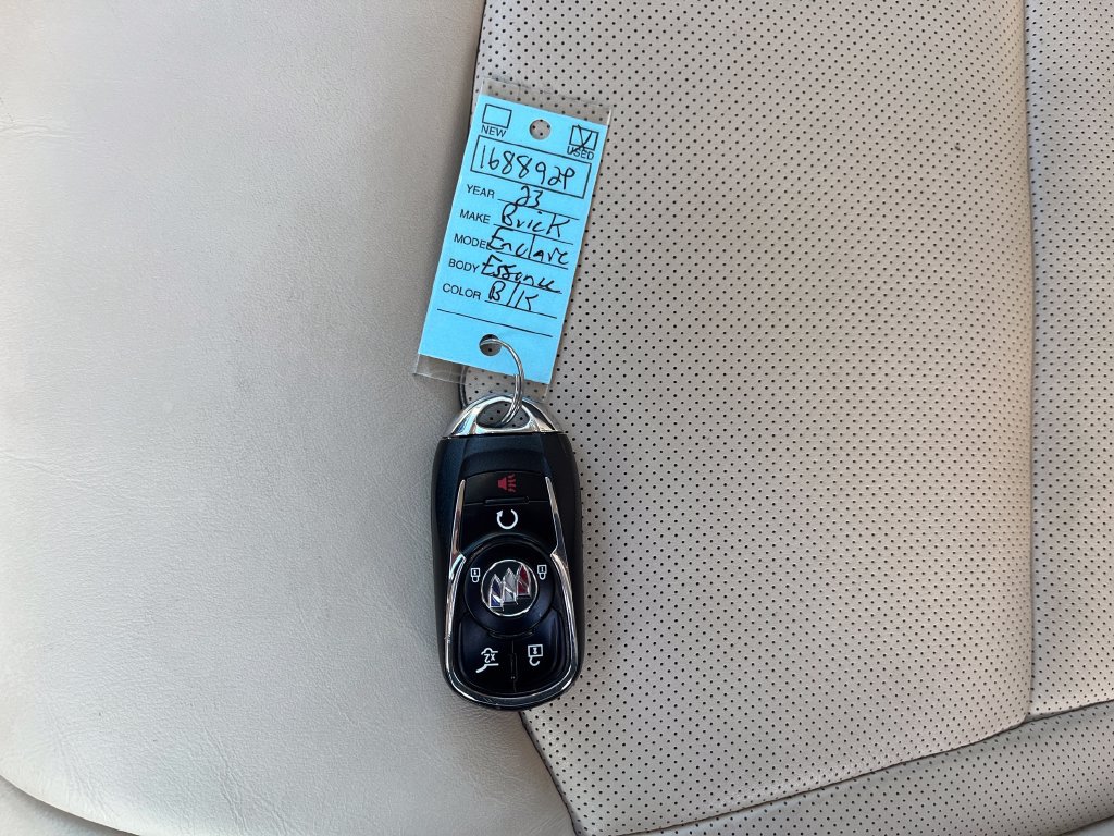 Used 2023 Buick Enclave Essence AWD/4WD image 30