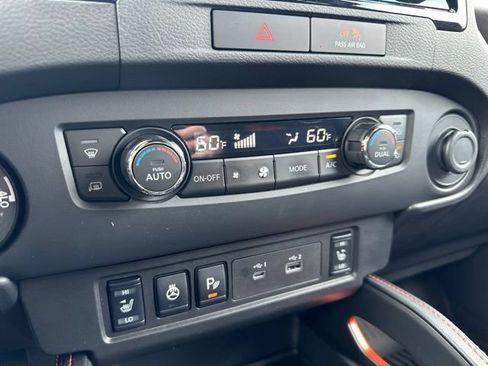 Used 2023 Nissan Frontier PRO-4X w/ Pro Convenience Package AWD/4WD image 28