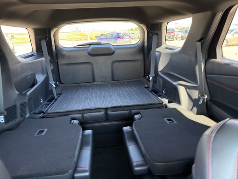 Used 2025 Ford Explorer ST AWD/4WD image 20