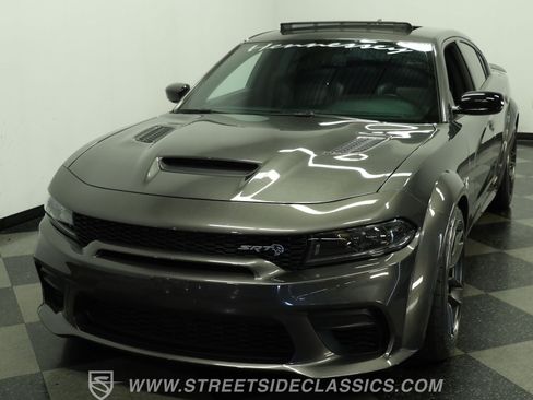 Used 2023 Dodge Charger SRT Hellcat w/ Harman/Kardon Audio Group RWD image 17