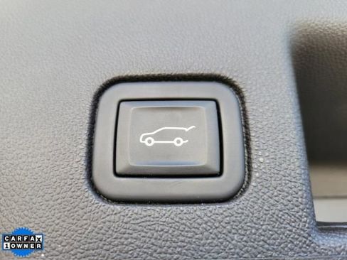 Used 2023 Chevrolet Equinox LT AWD/4WD image 9