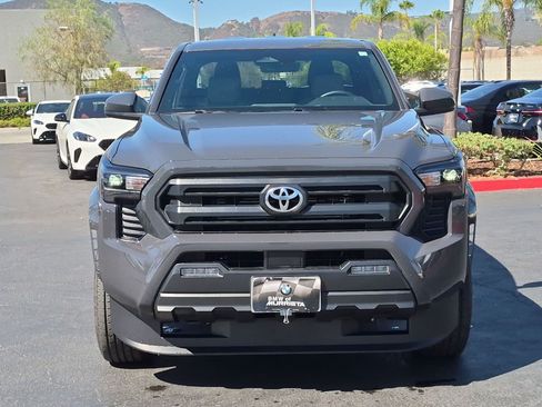 Used 2026 Toyota Tacoma SR5 AWD/4WD image 3