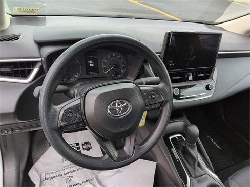 Certified 2025 Toyota Corolla LE image 14