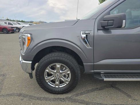 Used 2022 Ford F150 XLT w/ Equipment Group 302A High AWD/4WD image 13