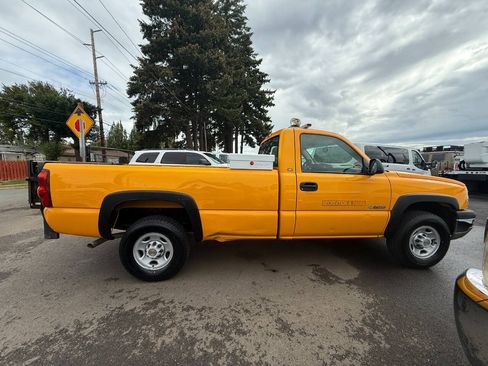 Used 2003 Chevrolet Silverado 2500 W/T RWD image 5