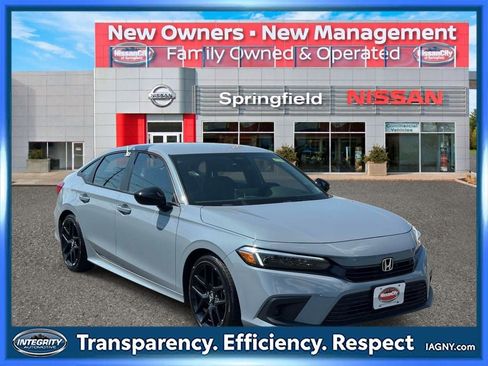 Used 2023 Honda Civic Sport image 1