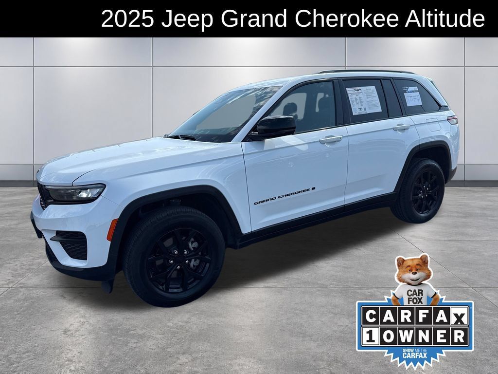 Used 2025 Jeep Grand Cherokee Altitude AWD/4WD 360° Tour