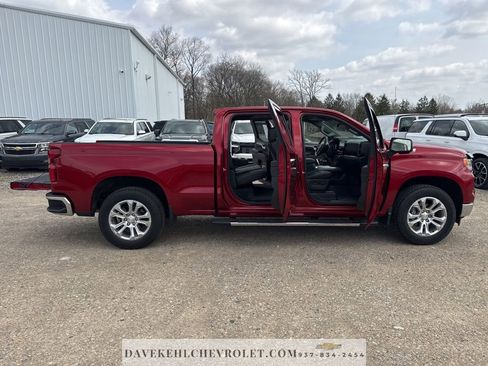 Used 2024 Chevrolet Silverado 1500 LTZ w/ LTZ Premium Package image 15