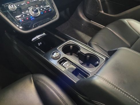 Used 2022 Lincoln Corsair AWD w/ Equipment Group 101A image 26