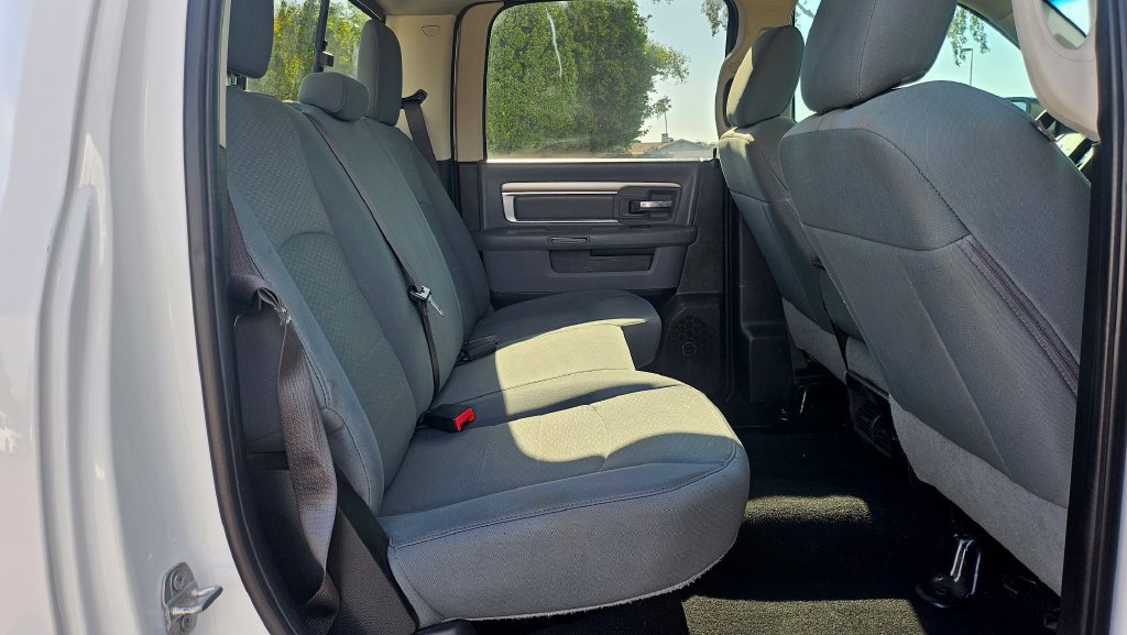 Used 2019 RAM 1500 Classic SLT RWD image 19