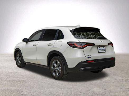 Used 2026 Honda HR-V LX image 8