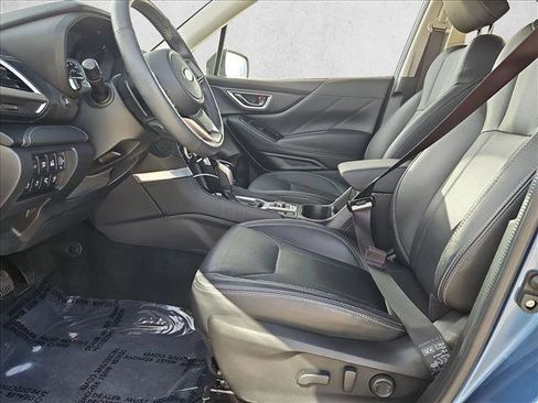 Used 2021 Subaru Forester Touring image 17
