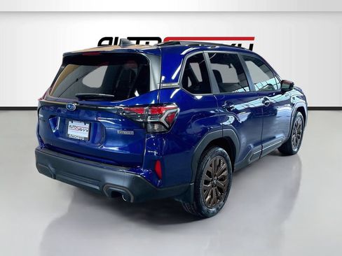 Used 2025 Subaru Forester Sport AWD/4WD image 7