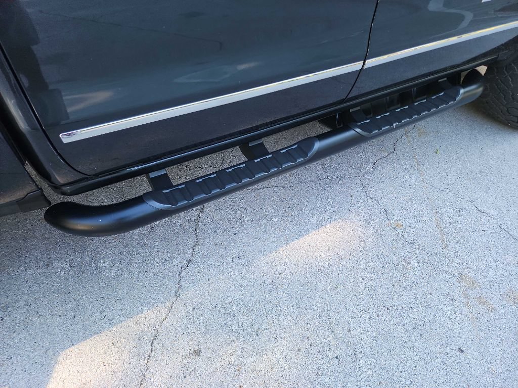 Used 2017 GMC Sierra 2500 Denali w/ Duramax Plus Package AWD/4WD image 15