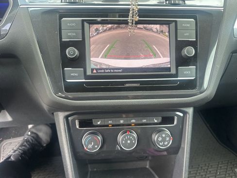 Used 2023 Volkswagen Tiguan S FWD image 25