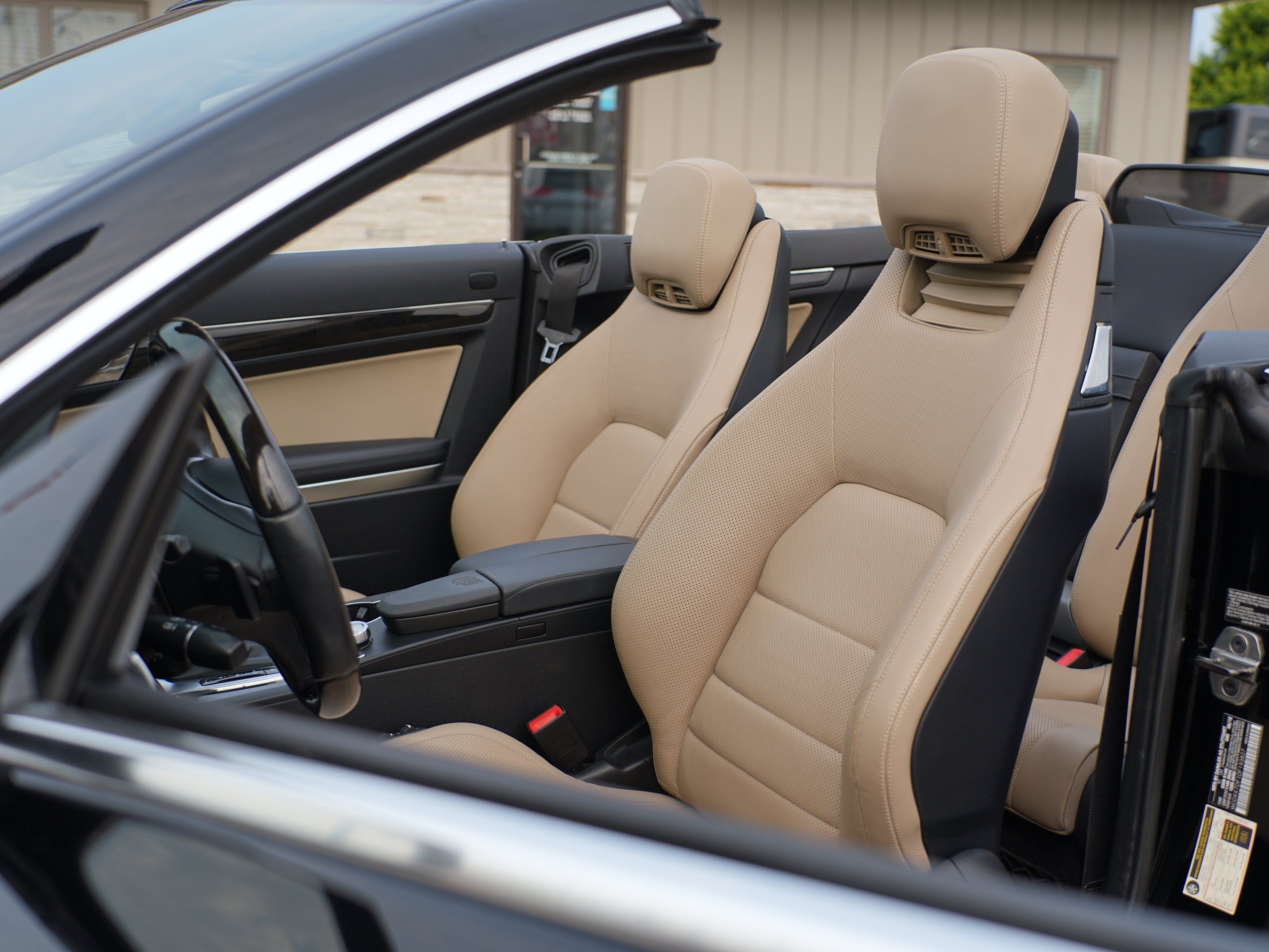 Used 2013 Mercedes-Benz E 550 Cabriolet image 14