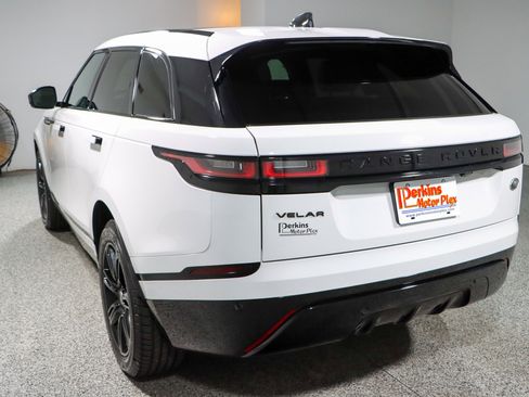 Used 2023 Land Rover Range Rover Velar R-Dynamic S image 9