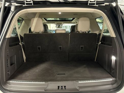 Used 2022 Lincoln Navigator L Reserve AWD/4WD image 30