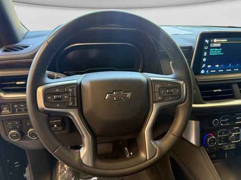 Used 2023 Chevrolet Tahoe Z71 w/ Luxury Package AWD/4WD image 23