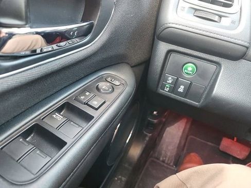 Used 2019 Honda HR-V EX image 19