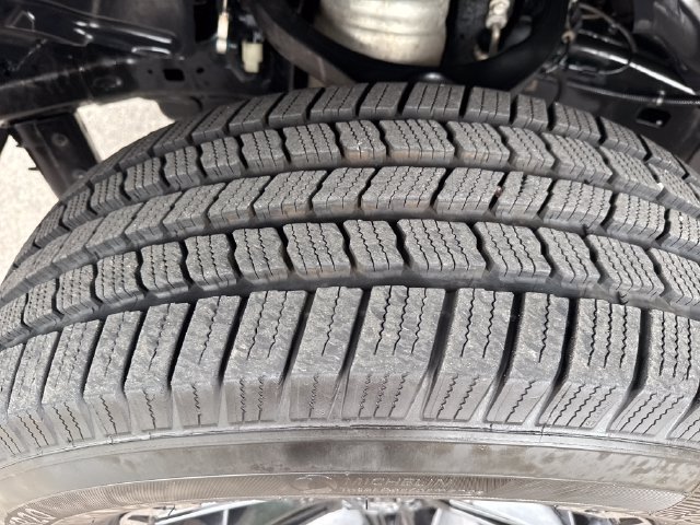 Used 2019 RAM 1500 Limited AWD/4WD image 11