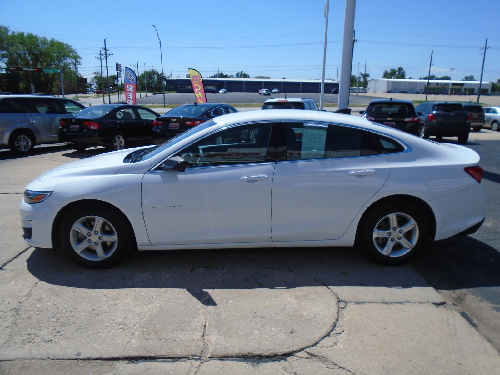 Used 2023 Chevrolet Malibu LS FWD image 5