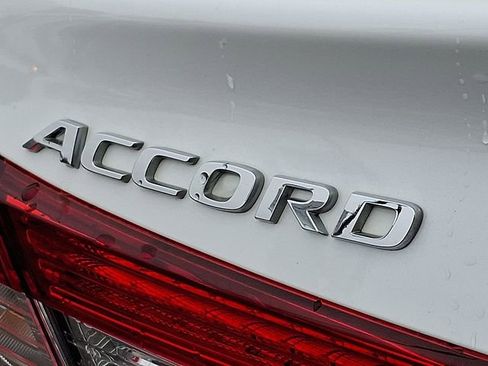 Used 2021 Honda Accord EX-L image 30