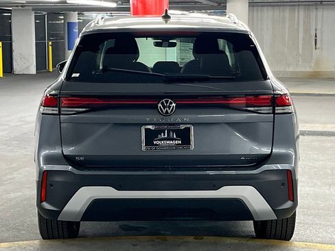 New 2026 Volkswagen Tiguan SE AWD/4WD image 33