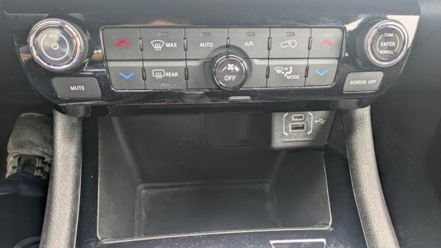 Used 2025 Jeep Compass Limited AWD/4WD image 11