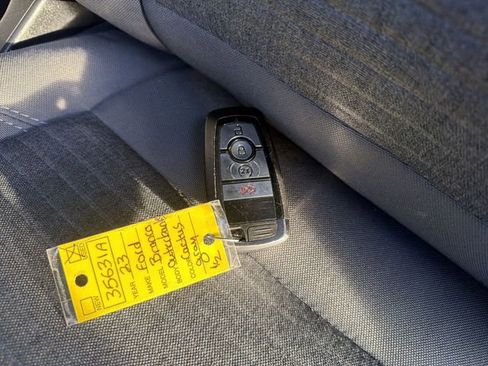 Used 2023 Ford Bronco Outer Banks image 29