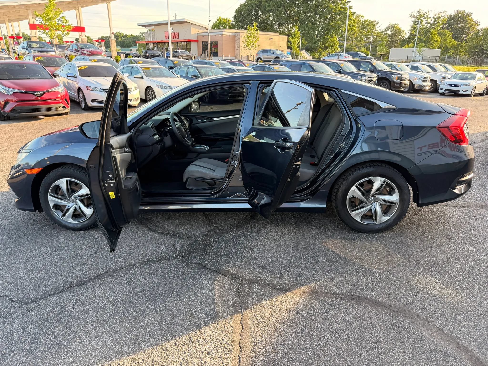Used 2019 Honda Civic LX image 8