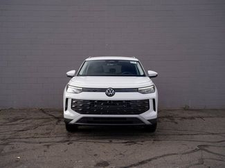 New 2026 Volkswagen Tiguan S video 2