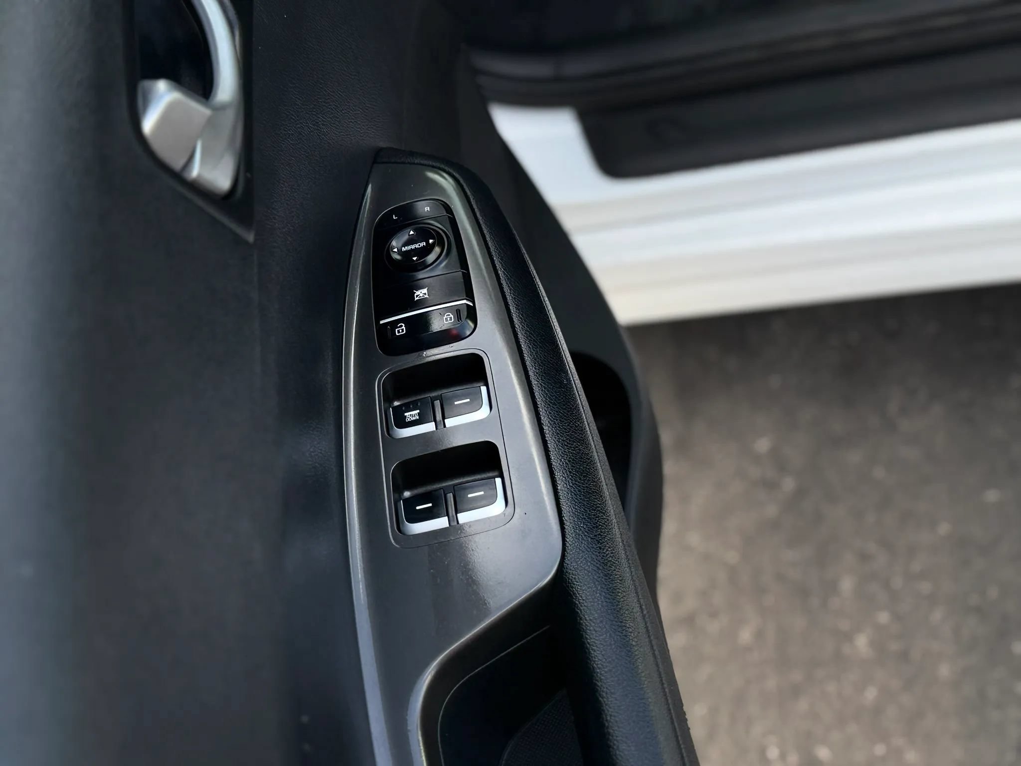Used 2019 Kia Optima LX FWD image 24
