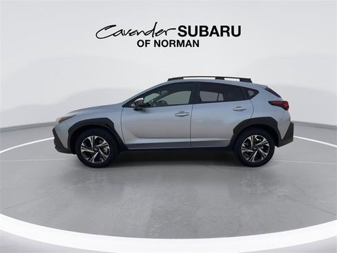 Used 2025 Subaru Crosstrek 2.0i Premium image 5