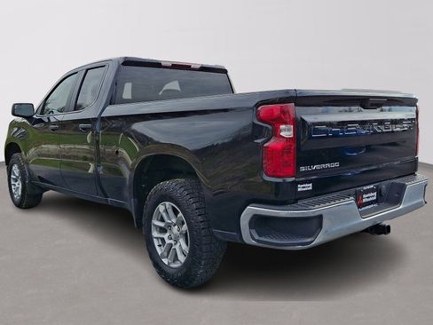 Used 2024 Chevrolet Silverado 1500 W/T w/ WT Value Package image 4