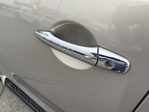 Used 2023 INFINITI QX80 Sensory w/ Cargo Package image 11