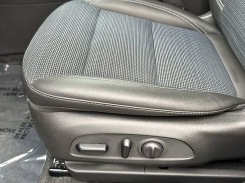 Used 2024 Buick Envista Preferred w/ Convenience I Package FWD image 13