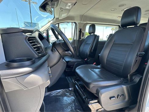 Used 2023 Ford Transit 350 XLT RWD image 8