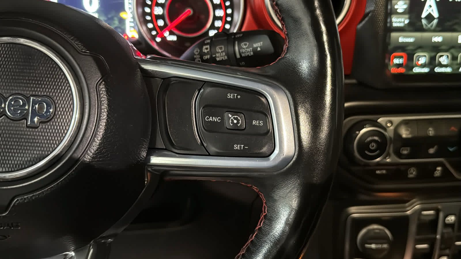 Used 2021 Jeep Wrangler Unlimited Rubicon AWD/4WD image 13