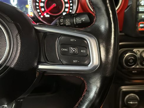 Used 2021 Jeep Wrangler Unlimited Rubicon AWD/4WD image 13