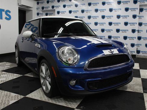 Used 2013 MINI Cooper S FWD image 5