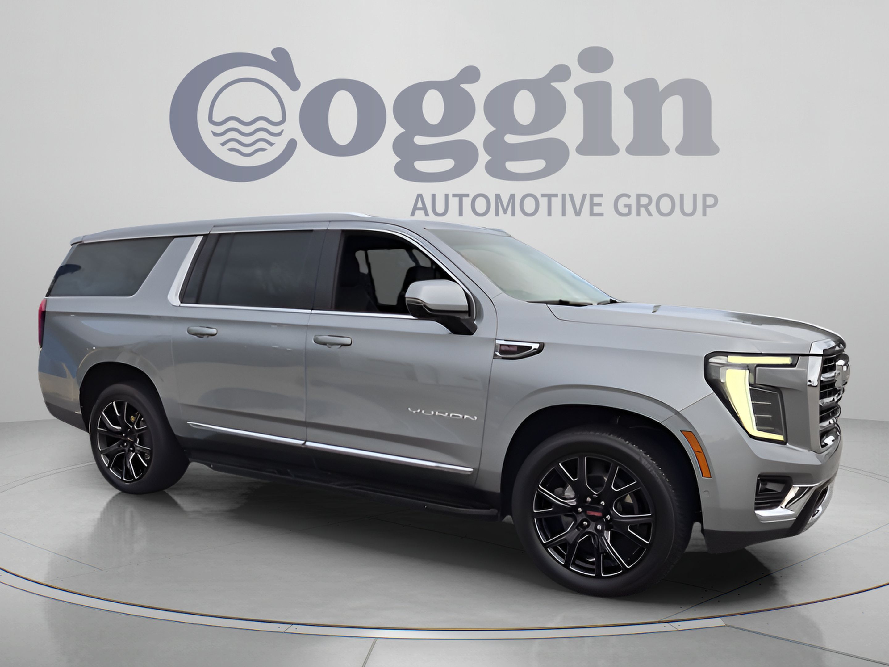 Used 2025 GMC Yukon XL Elevation AWD/4WD image 7